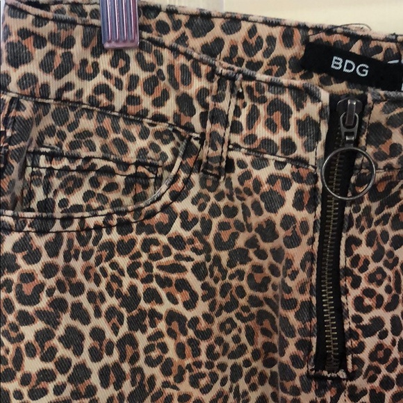 Cheetah print skirt - Picture 2 of 3